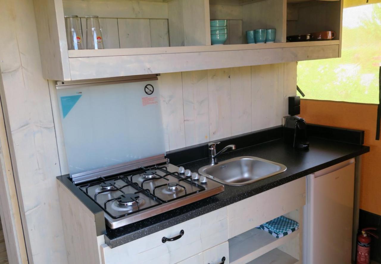 Luxe Safaritenten Petit013 - Nieuw Tilburg Exteriör bild