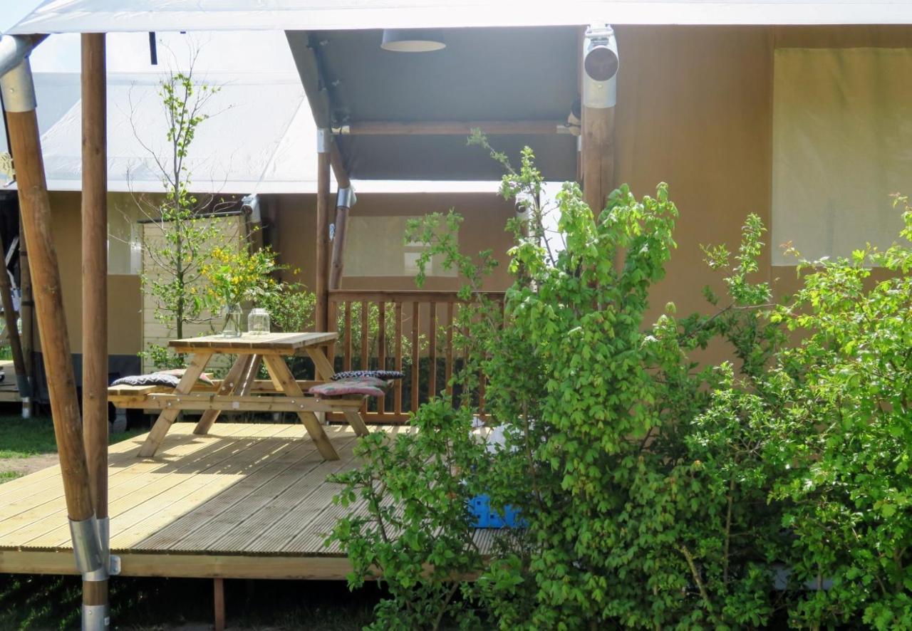 Luxe Safaritenten Petit013 - Nieuw Tilburg Exteriör bild